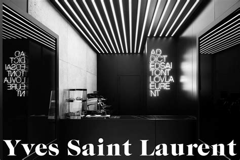 saint laurent cafe paris